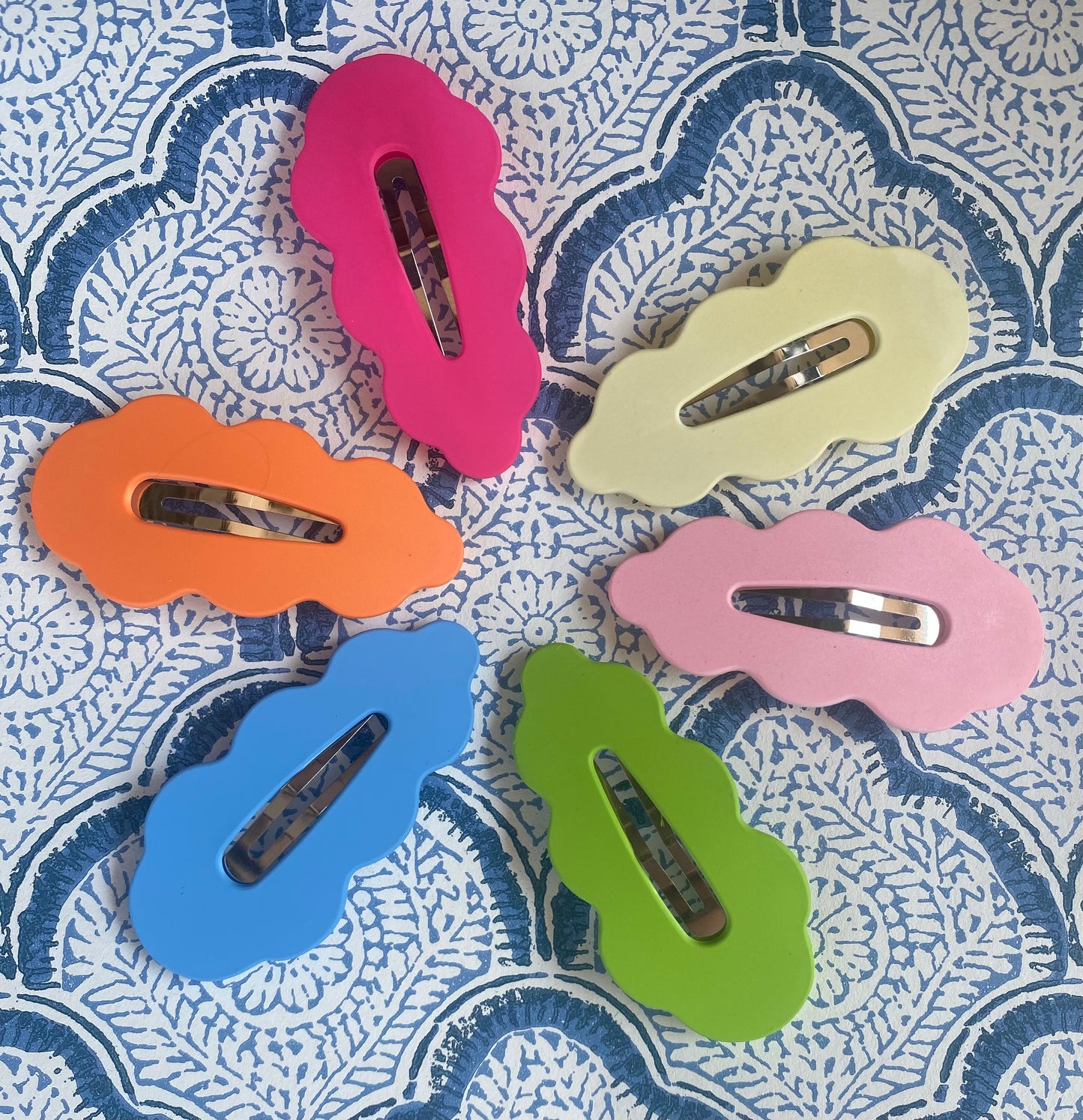 Retro Scallop Hair Clips