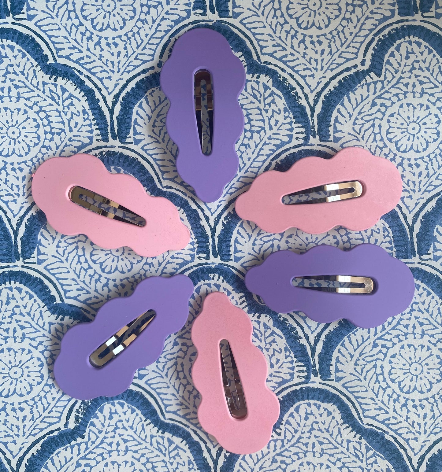 Retro Scallop Hair Clips